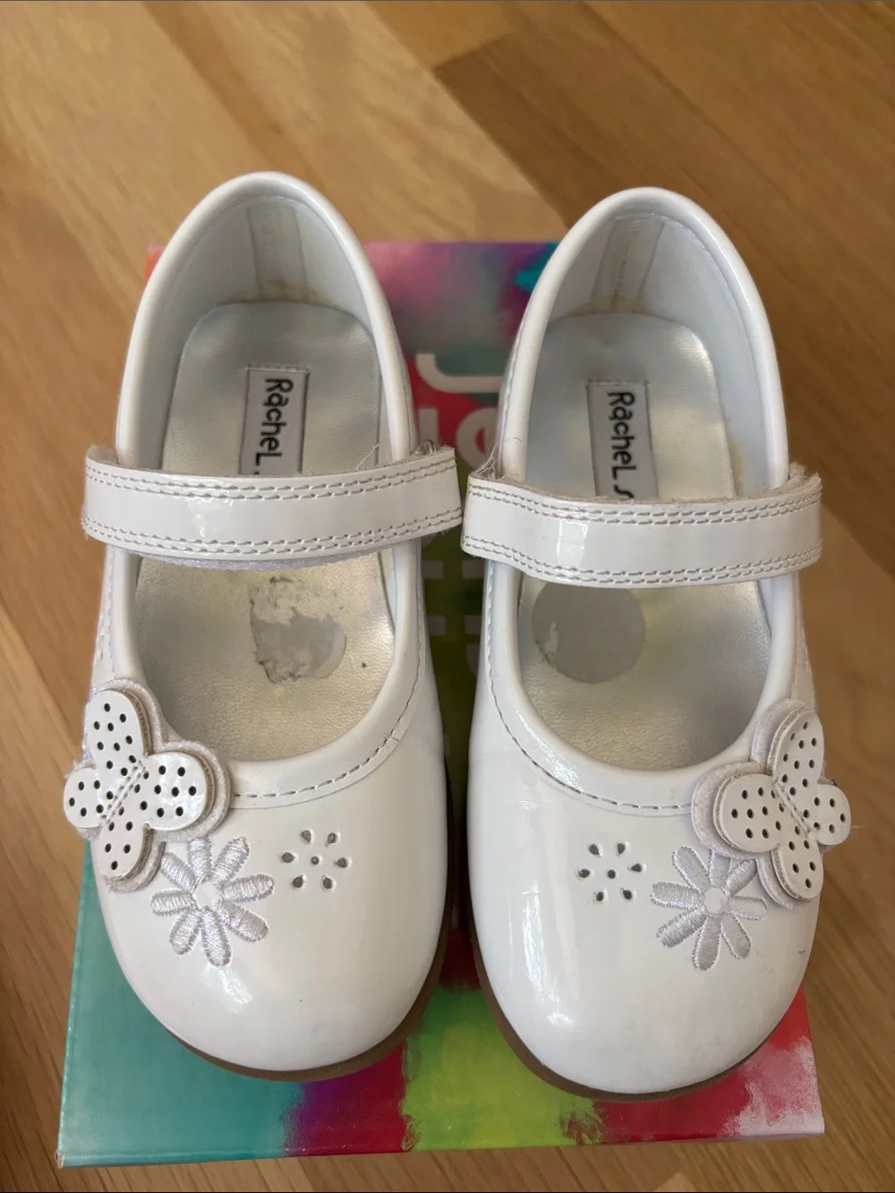 Rachel Shoes White Patent Mary Janes with Butterfly Accent 9T